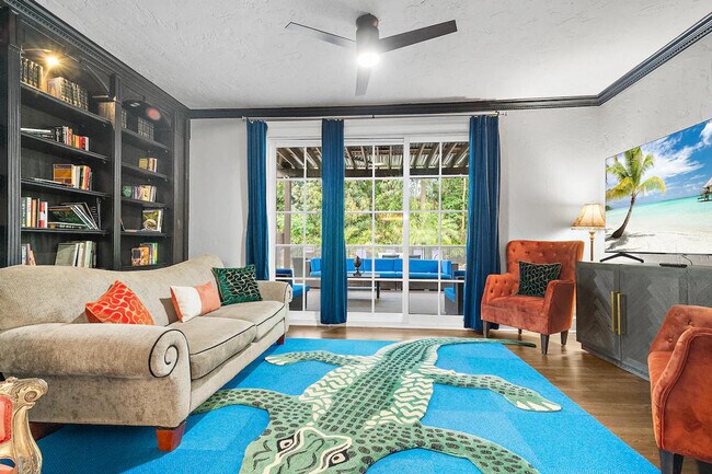 Foto del edificio - 3615 Pinewood Ave