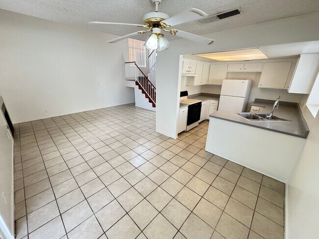 Foto del edificio - Cute 3Bed/2Bath, 2-Story Home located in t...
