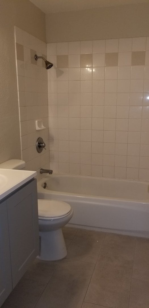 Building Photo - Condo Available Now