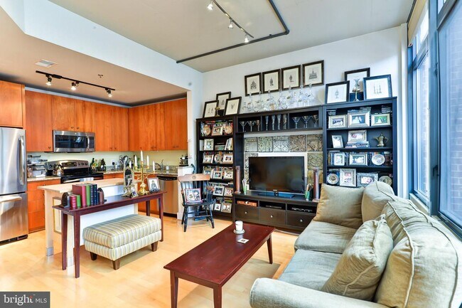 Foto del edificio - 520 John Carlyle St