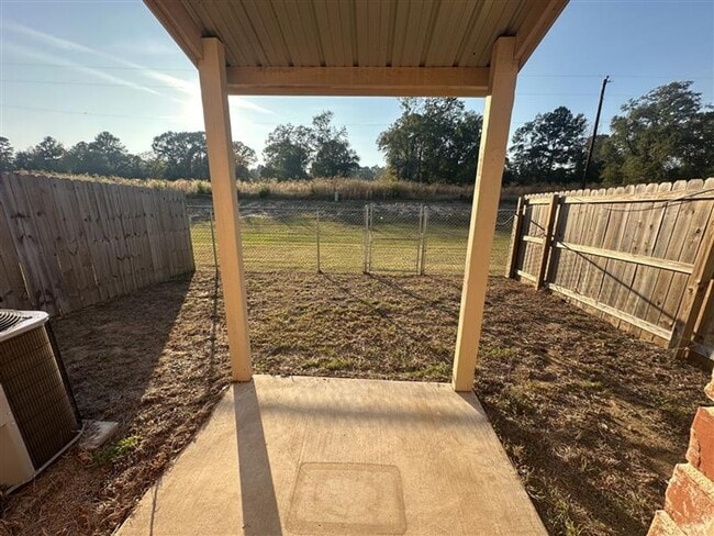 Building Photo - 13314 County Rd 285