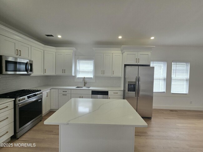 Foto del edificio - 412 Ridge Ave