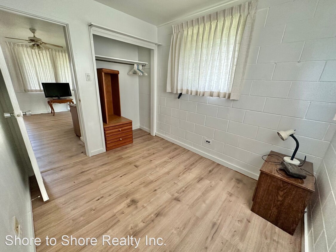 Foto principal - 2 br, 1 bath House - 3297 Iolani Street