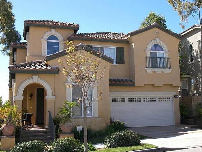 Building Photo - 6377 Merlin St