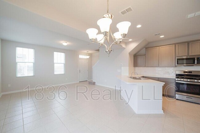 Building Photo - 450 Ferrule Dr