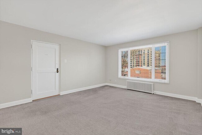 Foto del edificio - 1410 N Quinn St