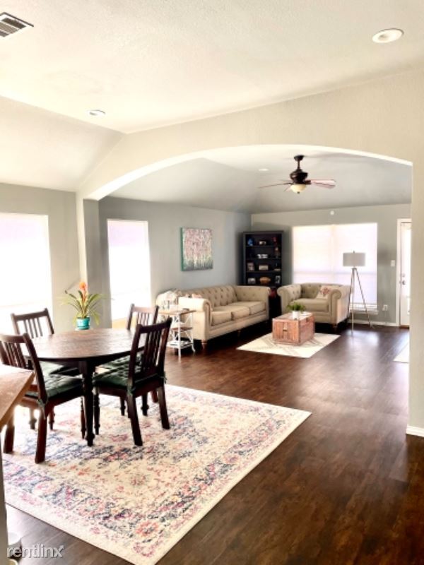 Primary Photo - 3 br, 2 bath House - 2700 Wales Dr