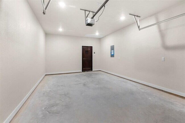 Foto del edificio - 501 E Plum St