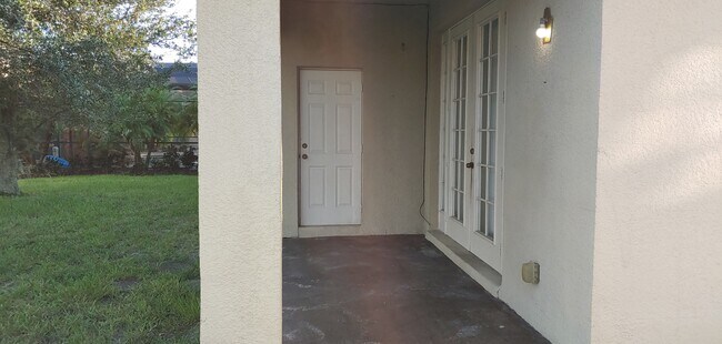 Building Photo - 14545 Cedar Branch Way