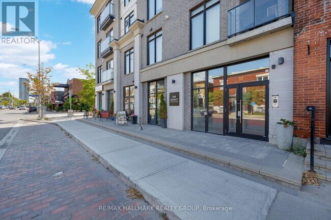 Building Photo - 170-170 Preston St