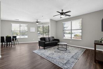 Building Photo - 4417 S Lancaster Rd
