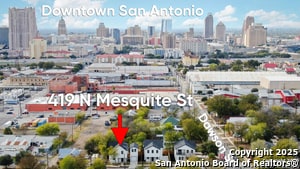 Foto del edificio - 419 N Mesquite St