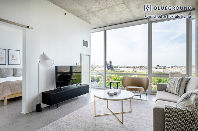 Foto del edificio - 1401 S State St