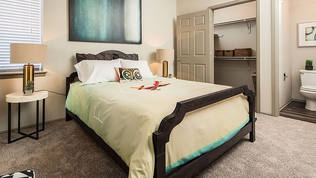 Model Bedroom - Lafayette Station