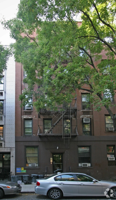 Primary Photo - 328 E 85th St