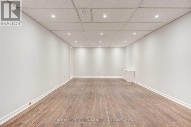 Building Photo - 50 Cartier Crescent