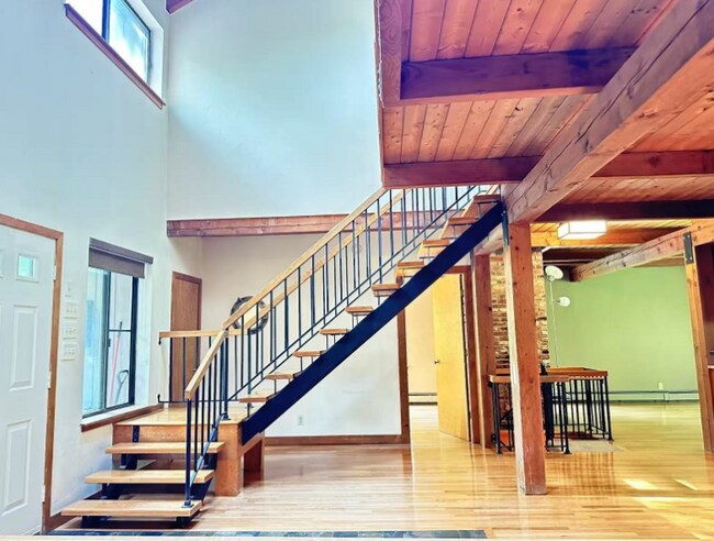 Foto del edificio - 40 Laurelwood Dr