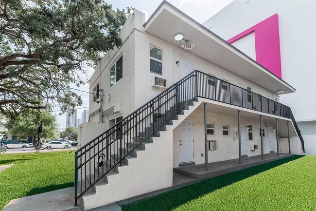 Foto del edificio - 212 NW 15th St