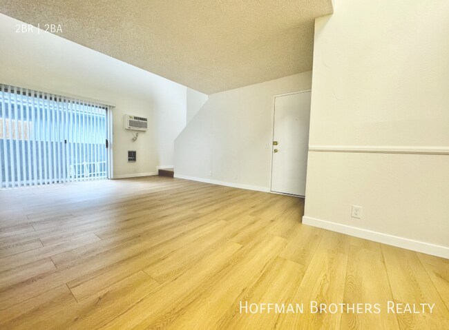 Building Photo - 11007 Hartsook St North Hollywood, CA 91601