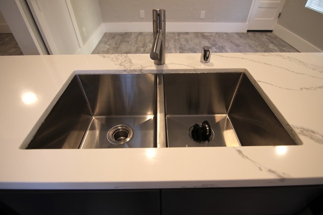 new faucet and sink - 1428 E Florida St