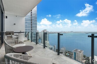 Building Photo - 1451 Brickell Ave