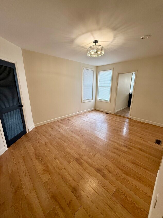 Foto principal - 132 Wakeman Ave
