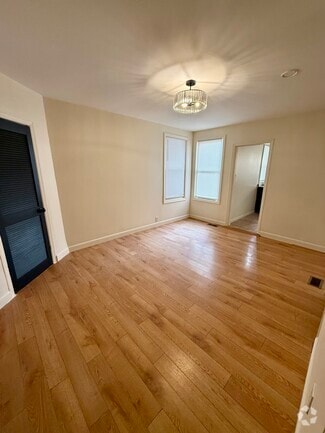 Building Photo - 132 Wakeman Ave
