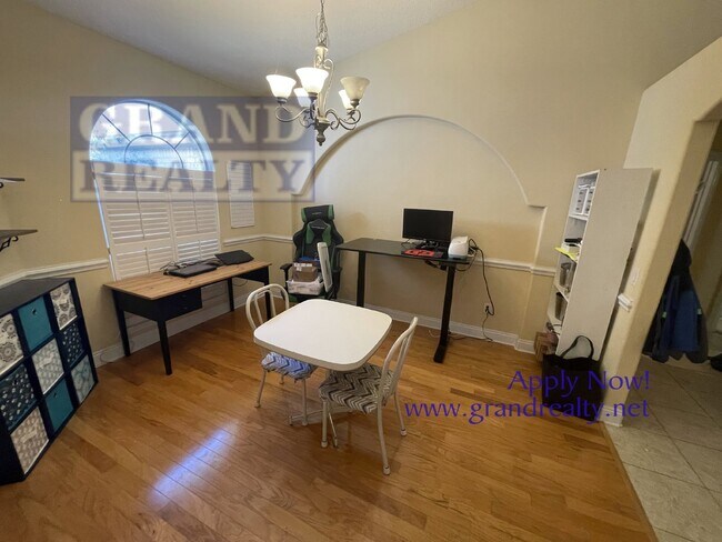 Building Photo - Spacious 4 Bed, 3 Bath Home in Milton, FL ...