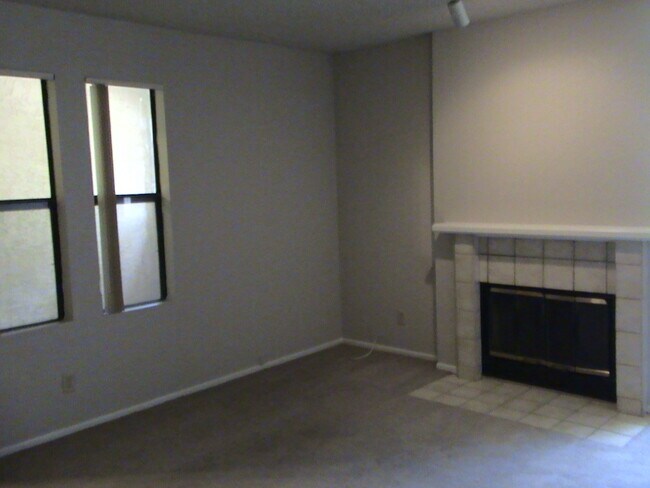 Foto del edificio - 7510 E Thomas Rd