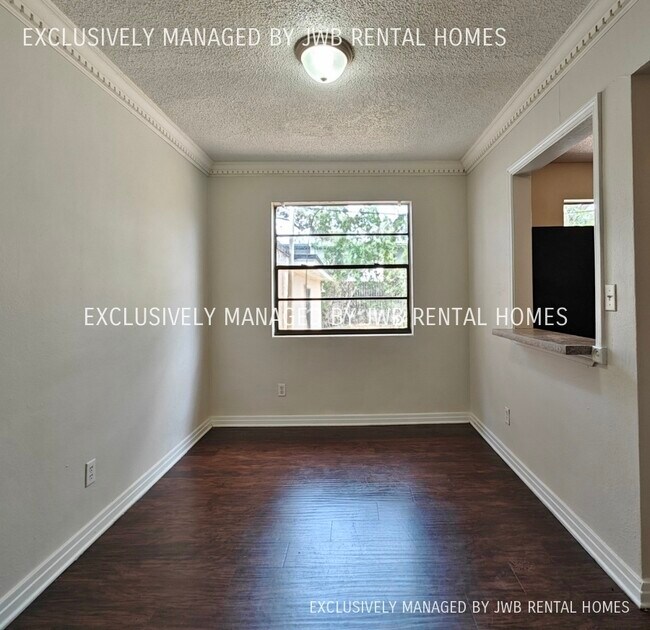 Building Photo - 5438 Cardan Rd