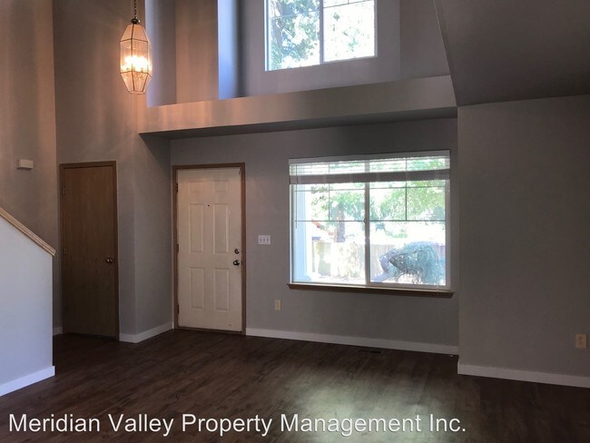 Building Photo - 4 br, 2.5 bath House - 10020 SE 233rd St