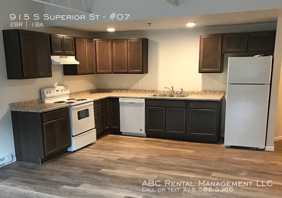 Primary Photo - Retro-Modern 2 Bedroom
