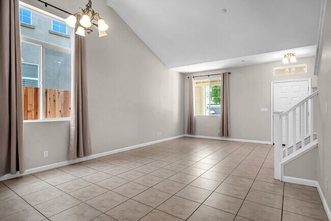 Building Photo - The Woodland Rental You've Been Looking For