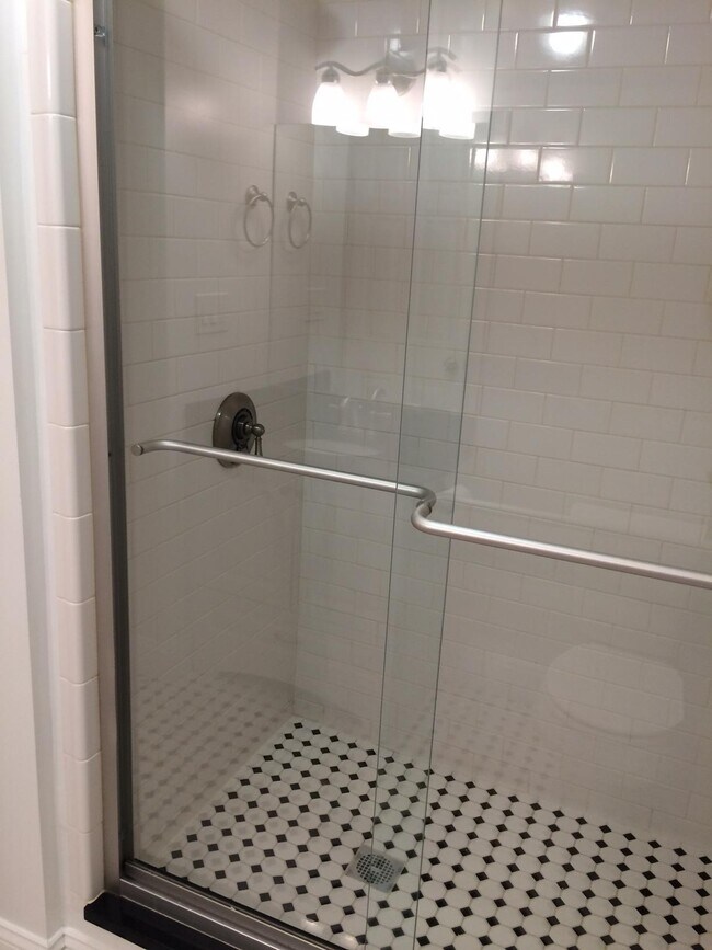 Foto del edificio - 149 Park Dr