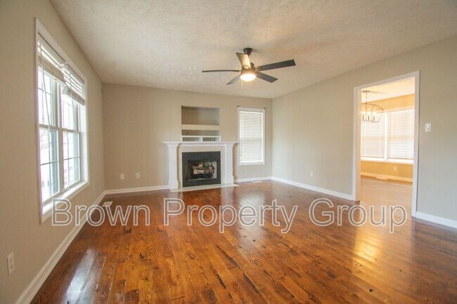 Foto del edificio - 3685 Pioneer Dr