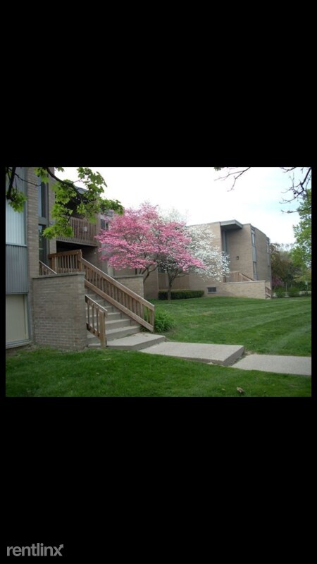 Building Photo - 1443 Gregory St