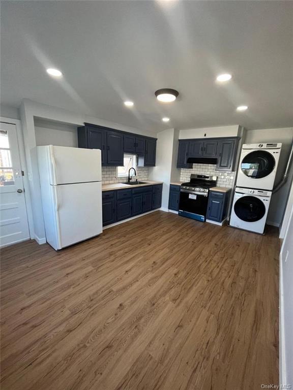 Building Photo - 186 Briggs Ave