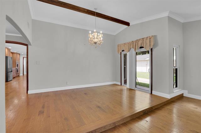Foto del edificio - 549 Shadowcrest Ln