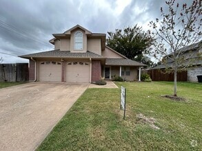 Building Photo - 7740 Western Oaks Dr