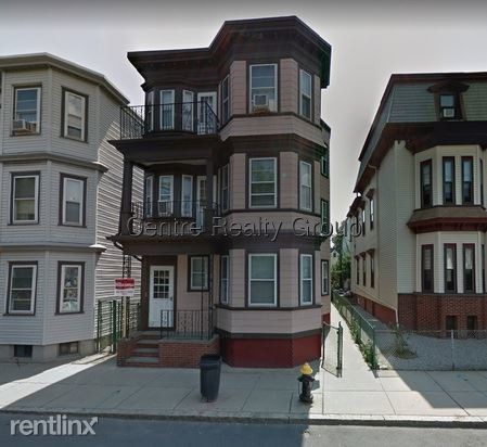 Primary Photo - 2 br, 1 bath Triplex - 810 Saratoga St Apt 1