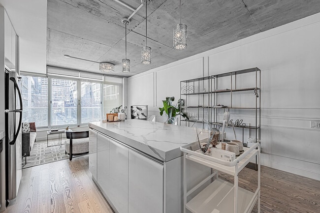 Building Photo - 75 Portland St