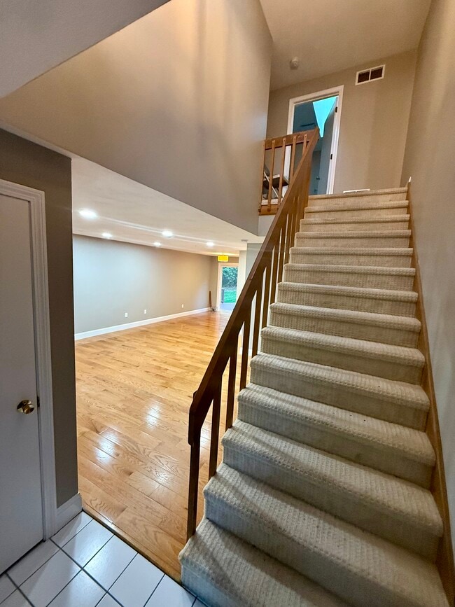 Entrada - 179 Fairway Dr