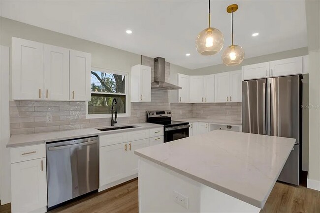 Foto del edificio - 1352 Parkwood St