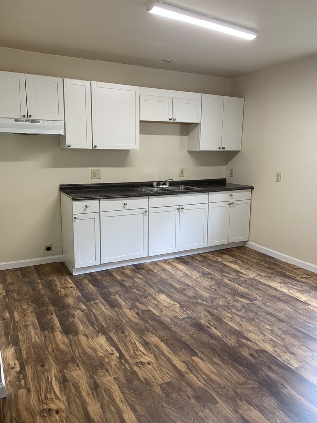 204 Grand Ave Unit 2, Johnson City, NY 13790 Apartment for Rent in