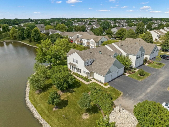 Building Photo - 2503 Sheehan Dr