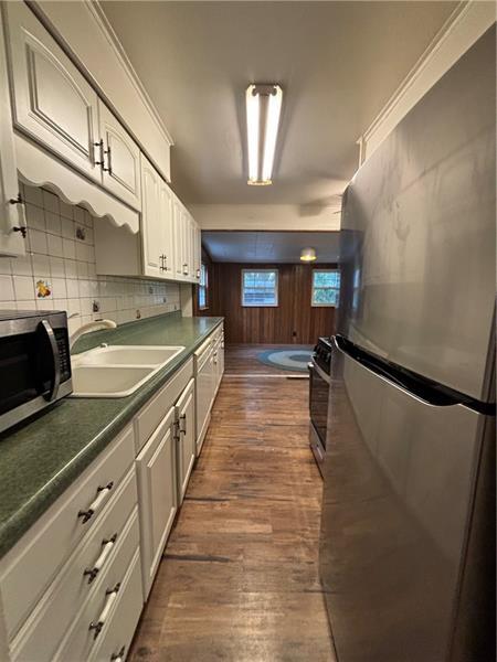 Building Photo - 1808 16th Ave