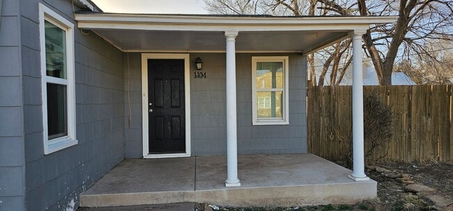 Building Photo - 1404 S Avenue I
