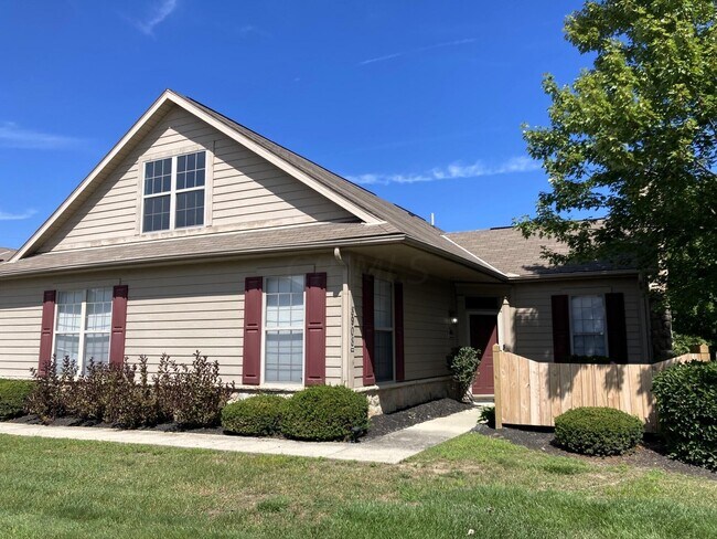 Building Photo - 8906 Linksway Dr