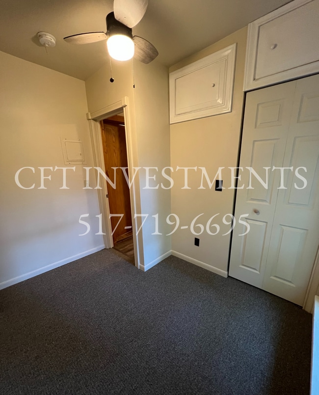 Bedroom - 319 N Cochran Ave