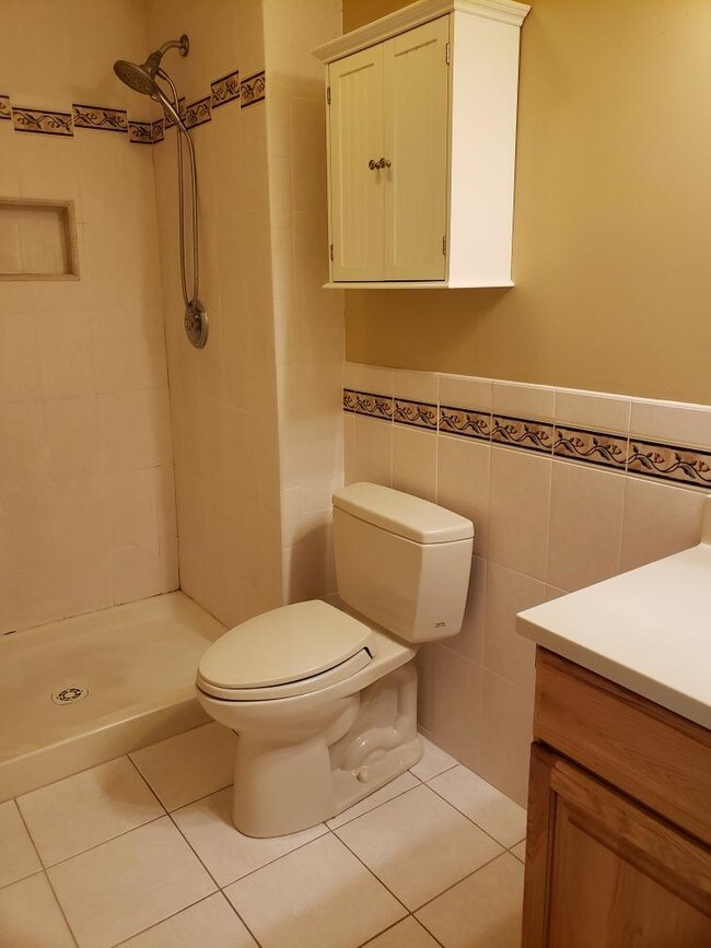 3 Deer Run, Bethel, CT 06801 Townhome Rentals in Bethel CT